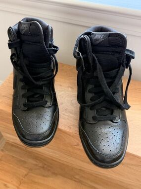 Nike Retro High-Top Sneakers